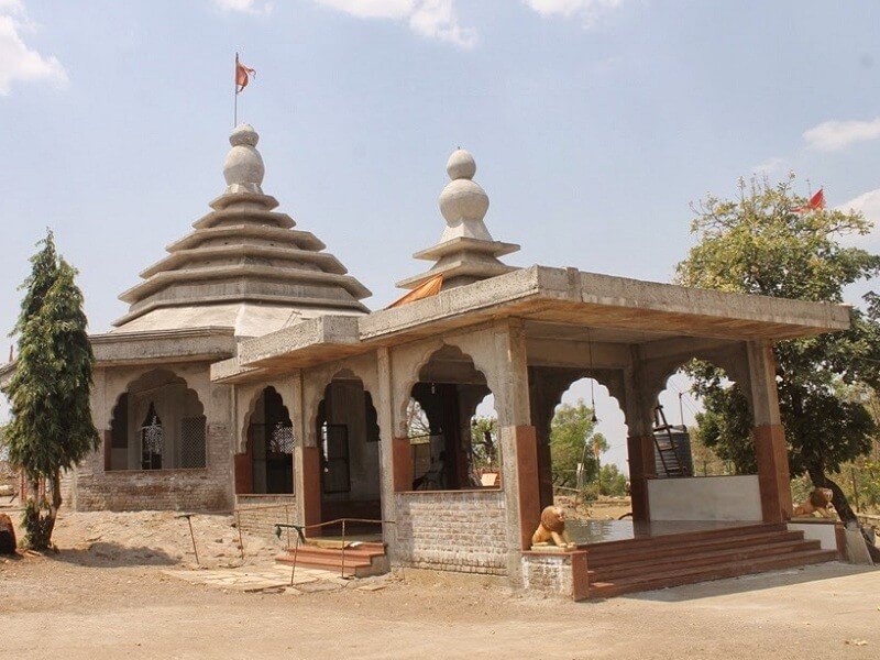 16035135Ghatandevi mandir