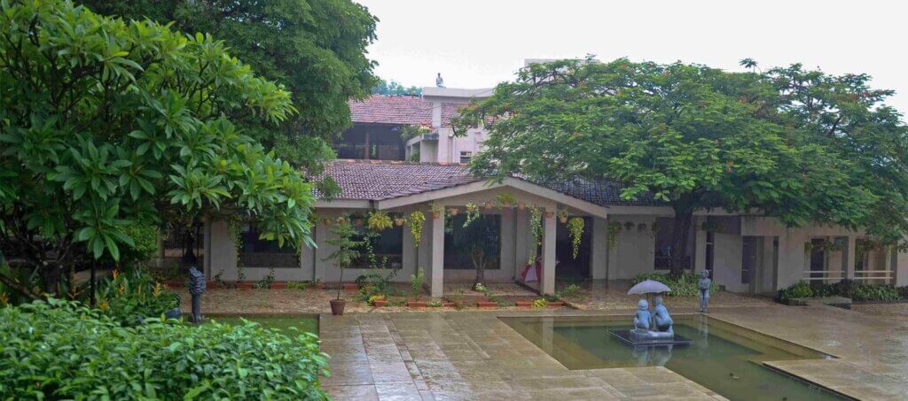 manas resort igatpuri